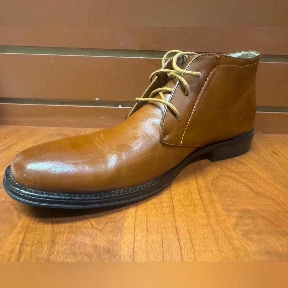 Deer Stags Tan Chukka Boots